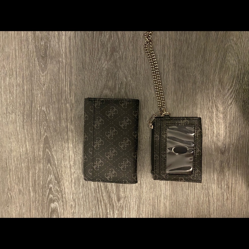 GUESS wristlet 🖤 - Picture 6 of 6